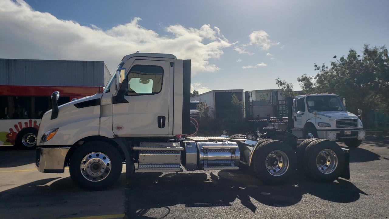 2026 Freightliner Cascadia - image 6