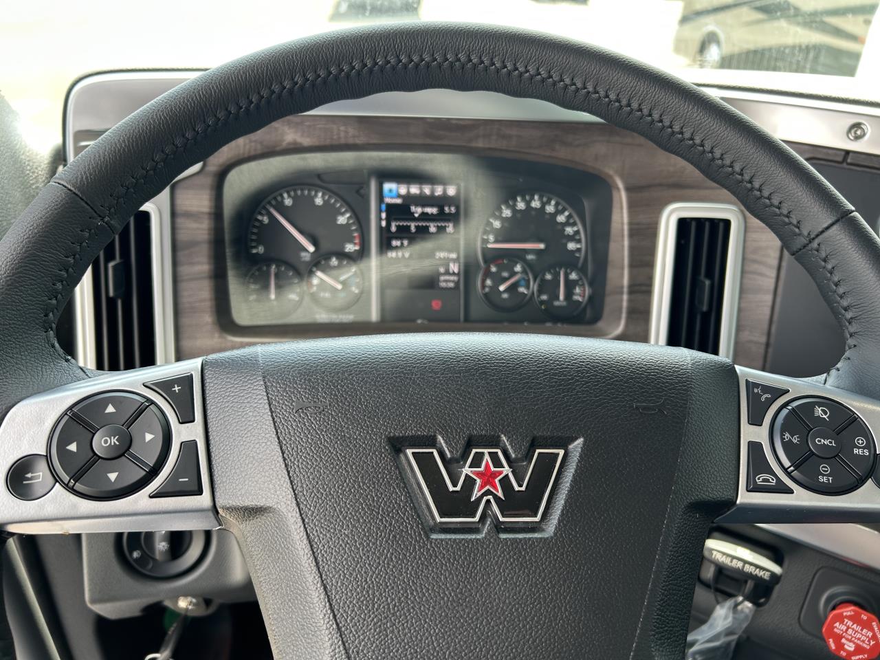 2026 Western Star 47X - image 10