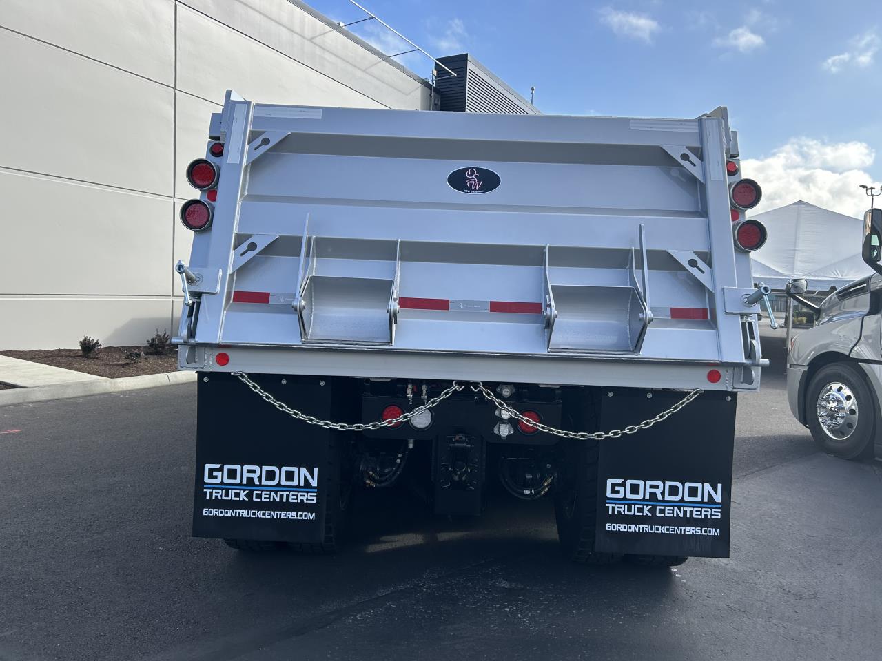 2026 Freightliner 114SD - image 5