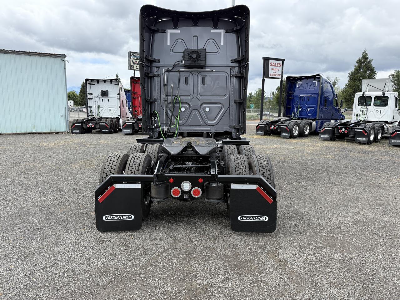 2026 Freightliner Cascadia - image 4