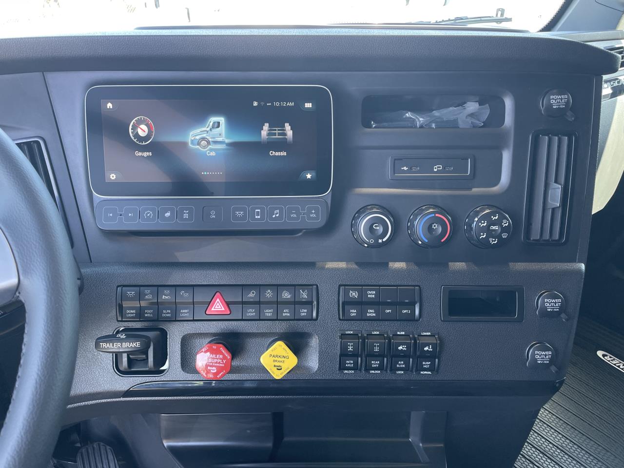 2026 Freightliner Cascadia - image 6