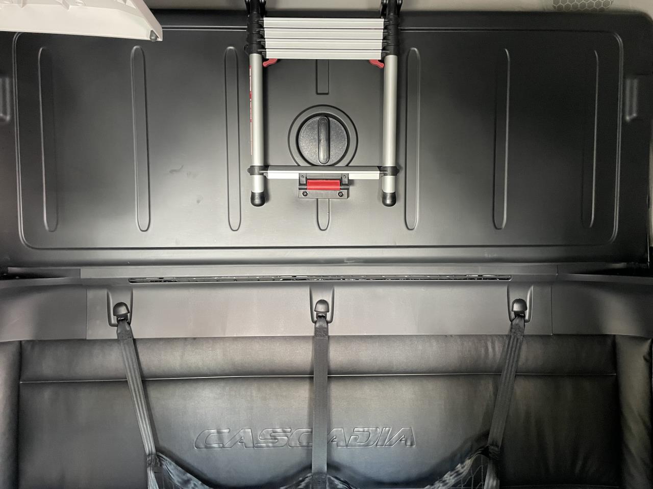 2026 Freightliner Cascadia - image 10