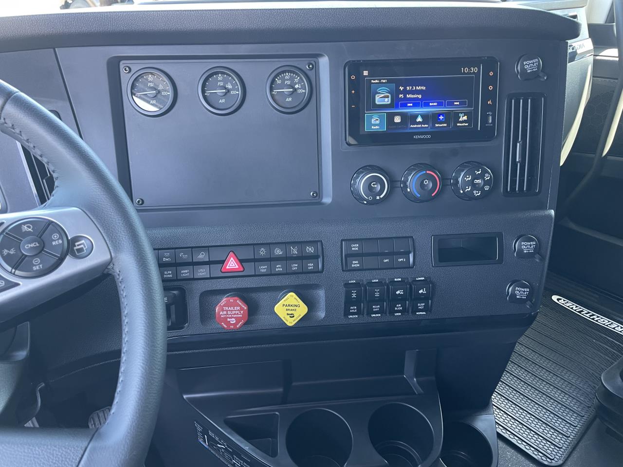 2026 Freightliner Cascadia - image 7