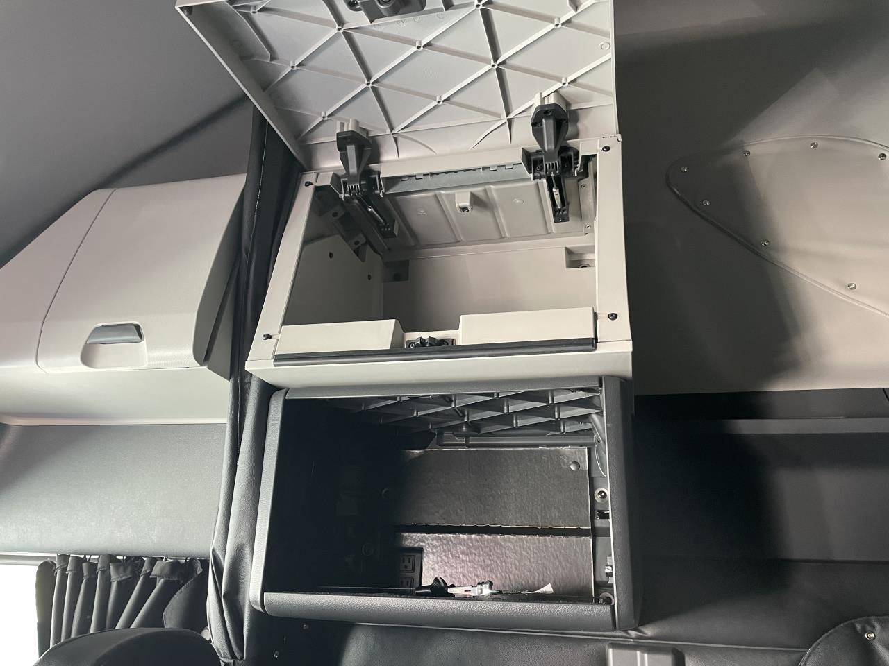 2026 Freightliner Cascadia - image 12