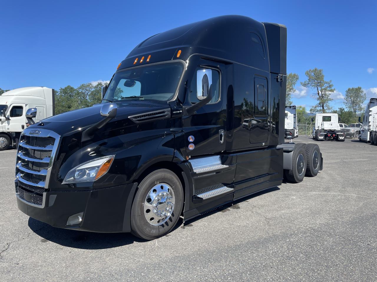 2026 Freightliner Cascadia - image 5