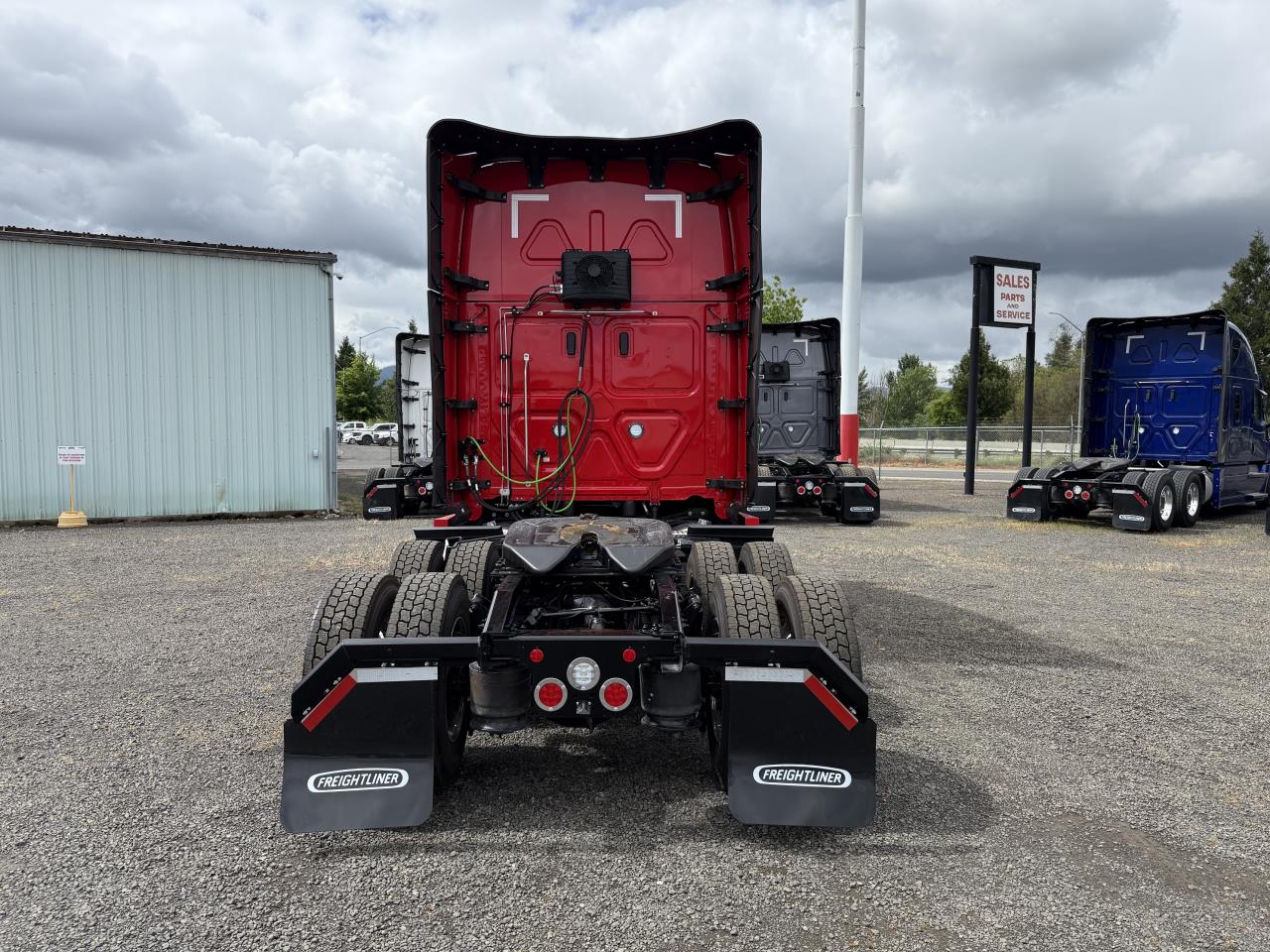 2026 Freightliner Cascadia - image 5