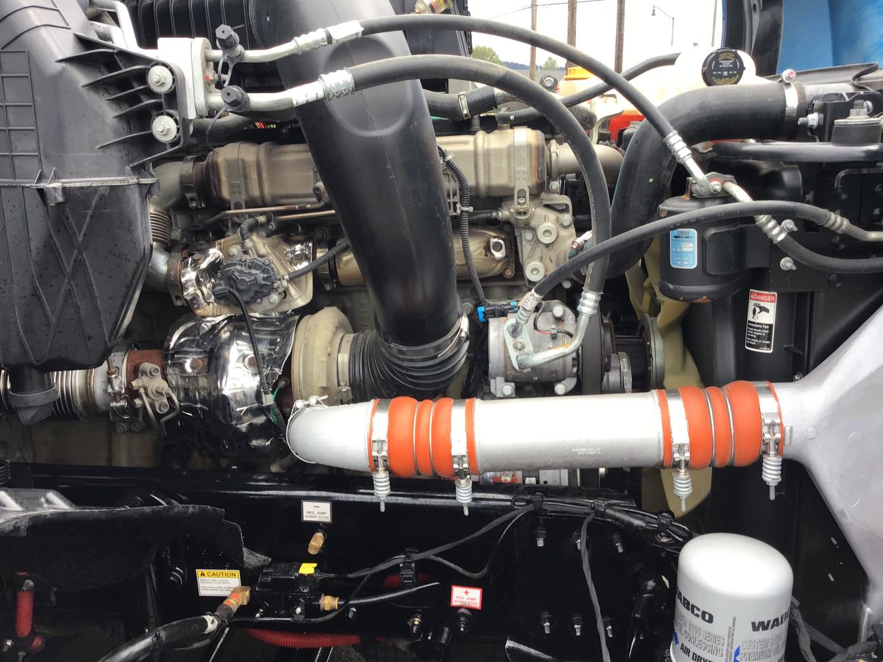 2023 Freightliner Cascadia in Pacific, WA — photo 12