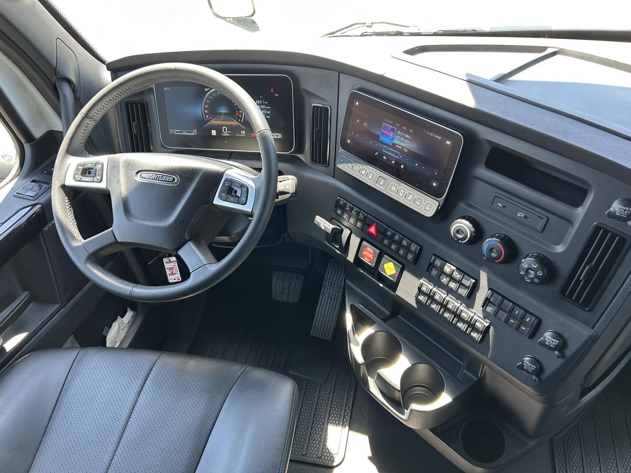 2026 Freightliner - image 5