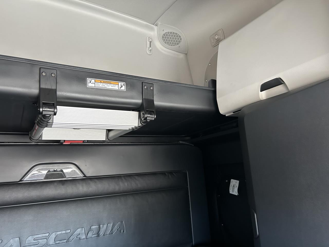 2026 Freightliner - image 8