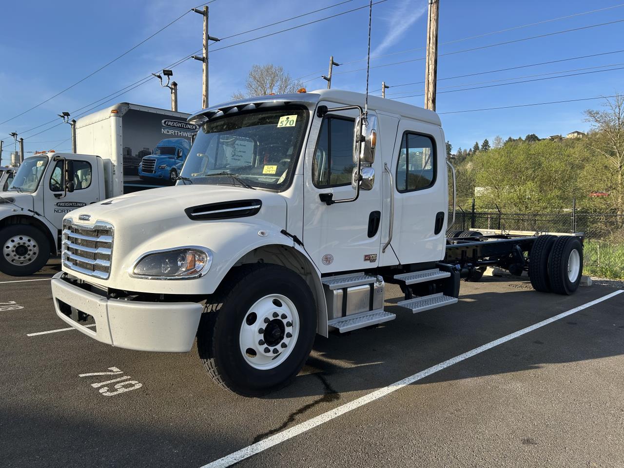 2024 Freightliner - image 3