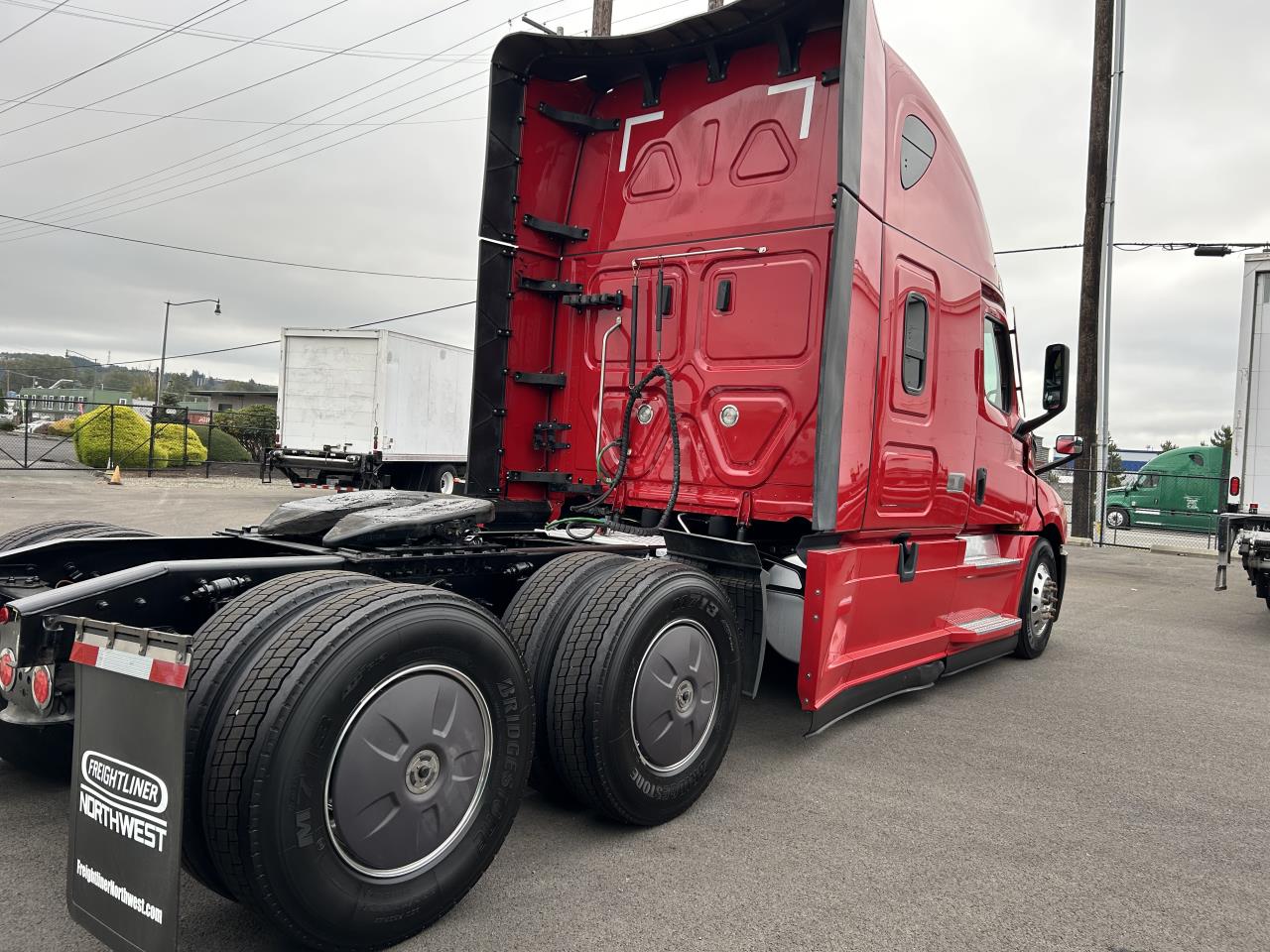 2022 Freightliner Cascadia - image 5
