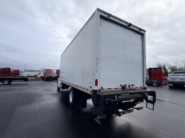 2020 Freightliner M2 106 - image 8