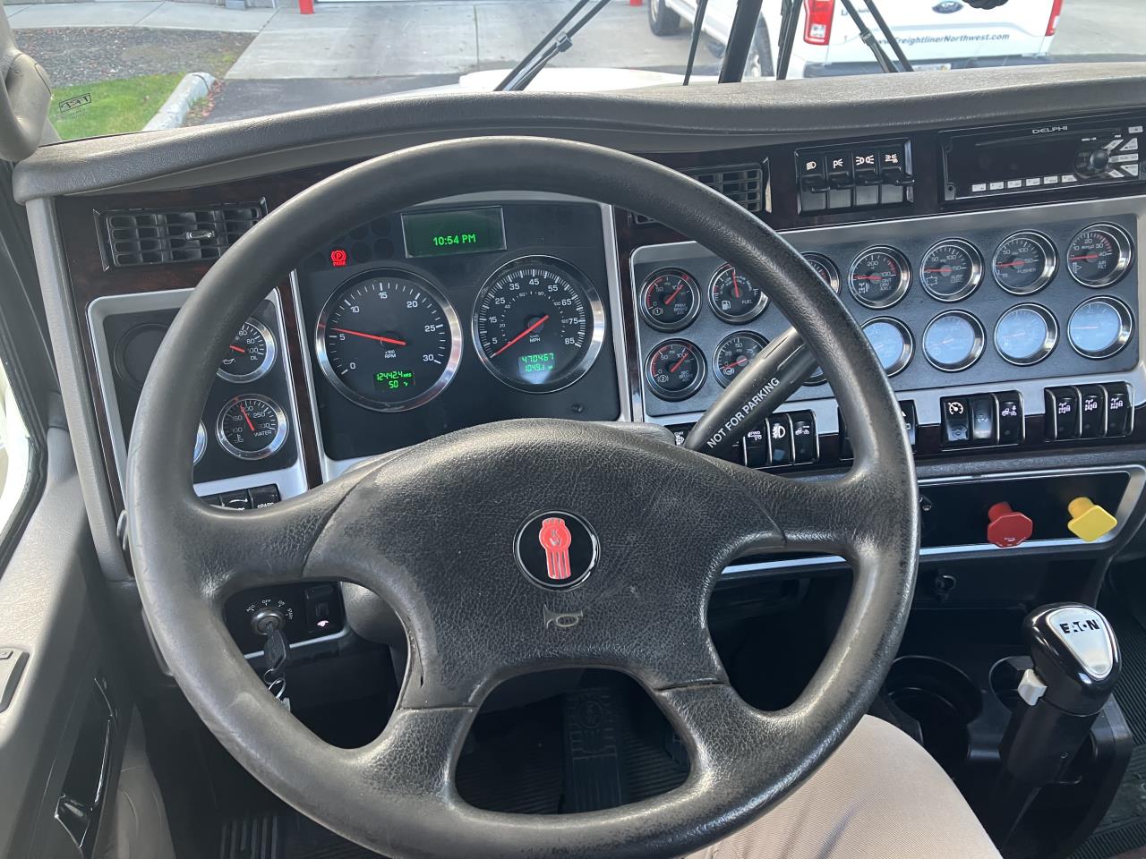 2020 Kenworth T800 - image 12