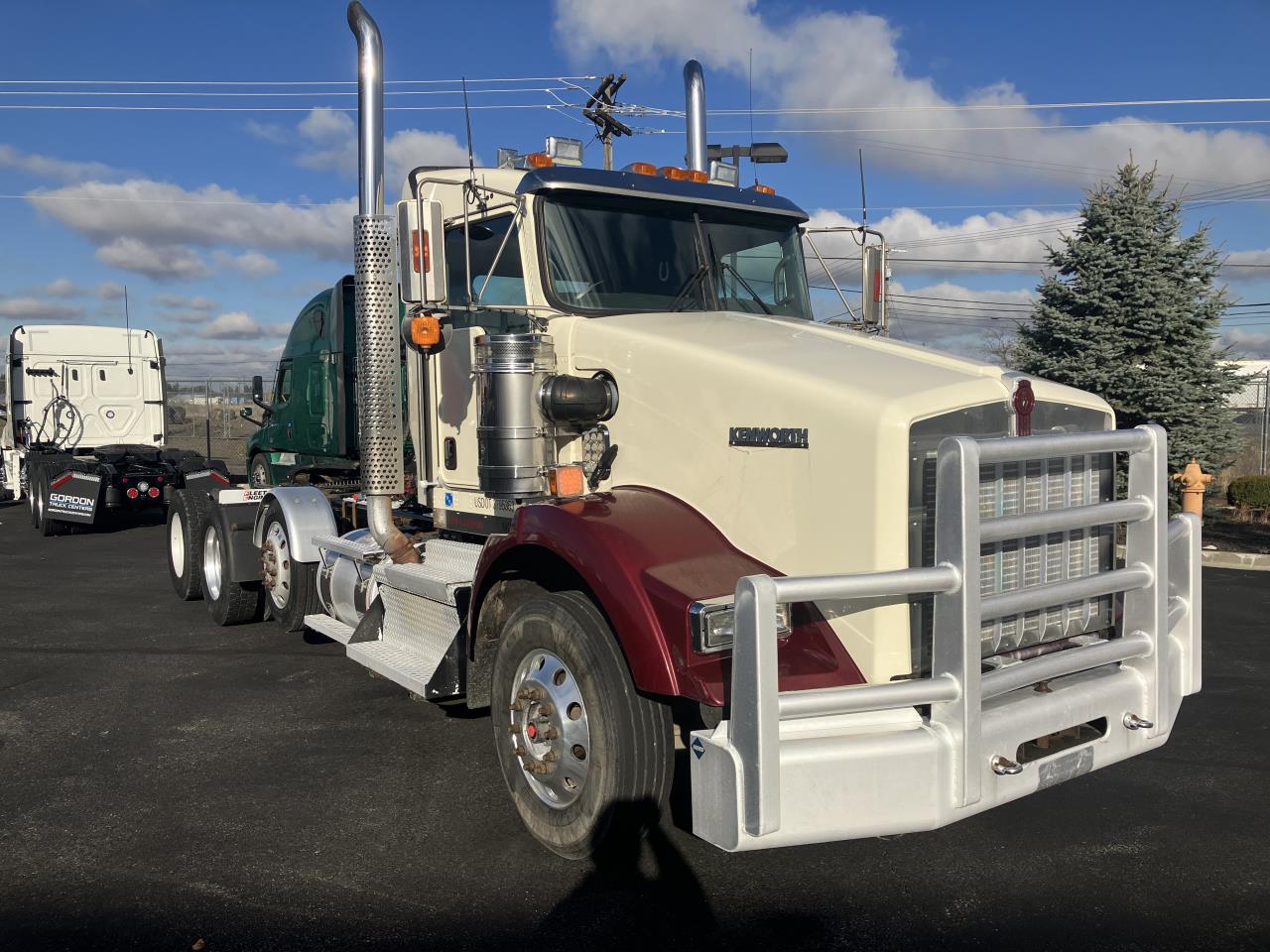 2020 Kenworth T800 - image 6