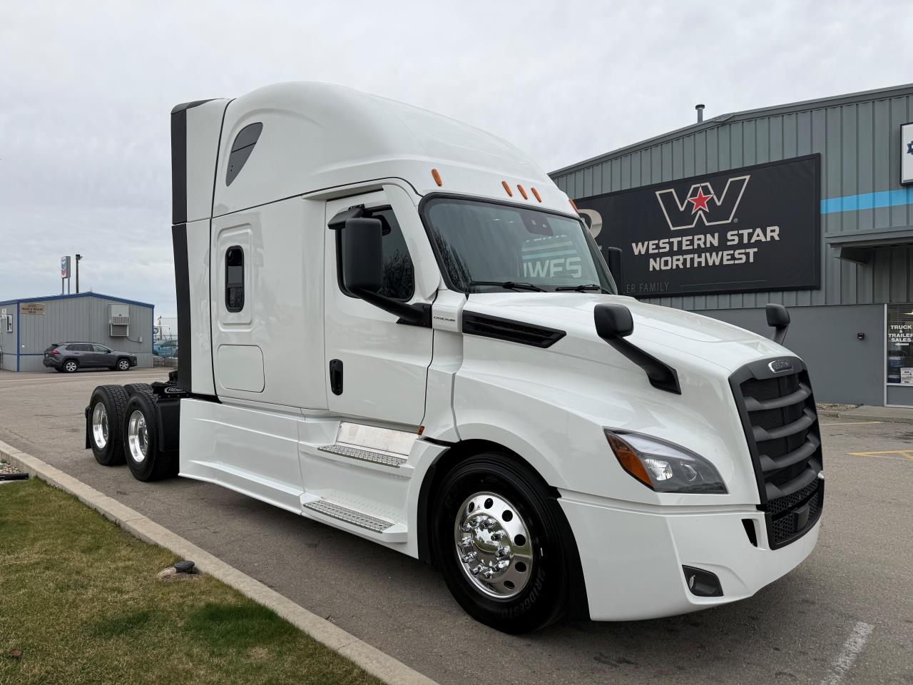 2027 Freightliner Cascadia - image 6