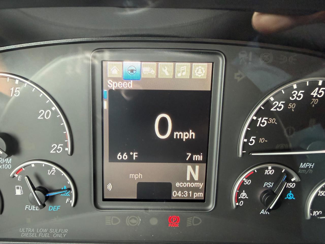 2027 Freightliner Cascadia - image 11