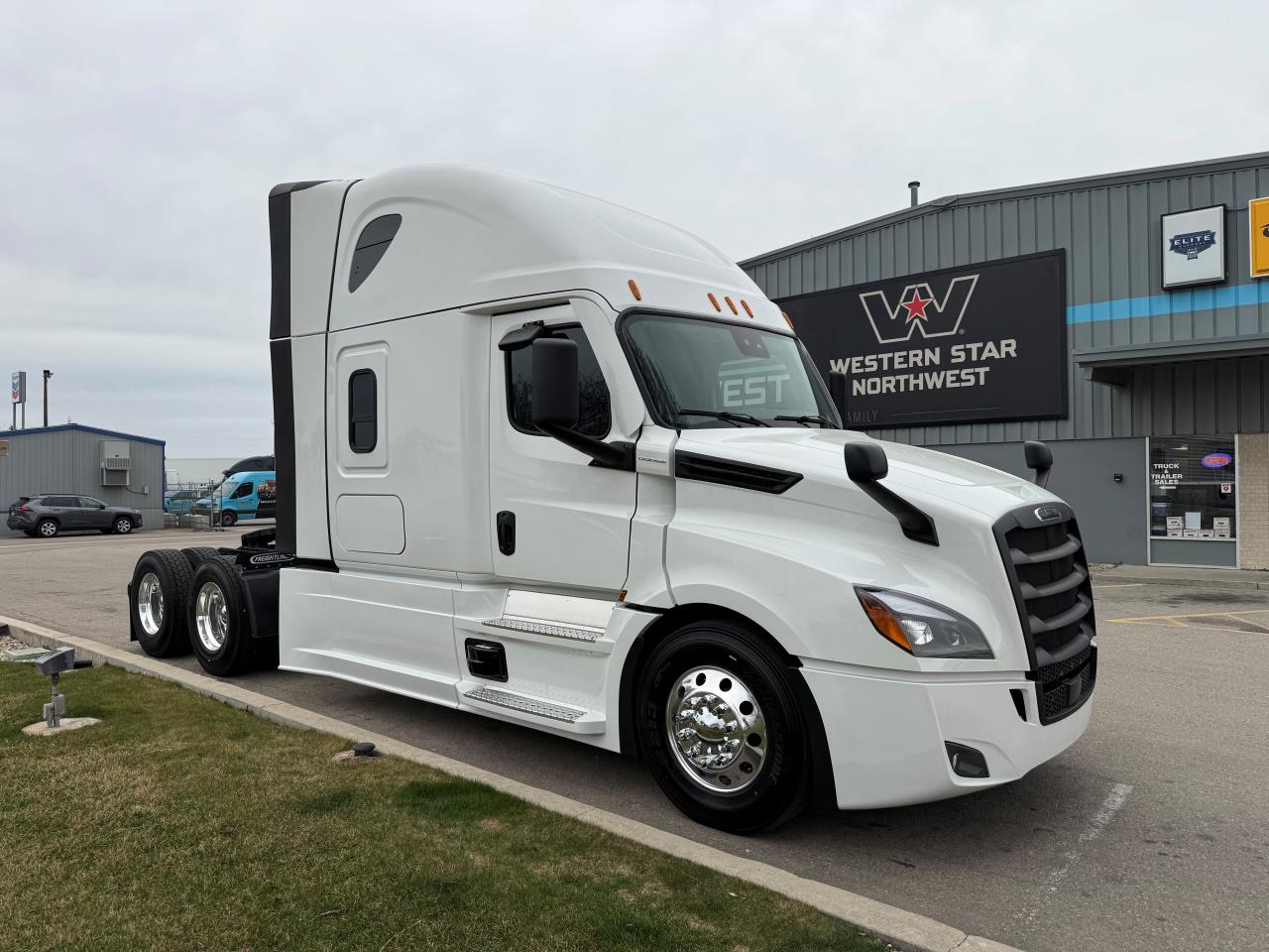 2027 Freightliner Cascadia - image 6