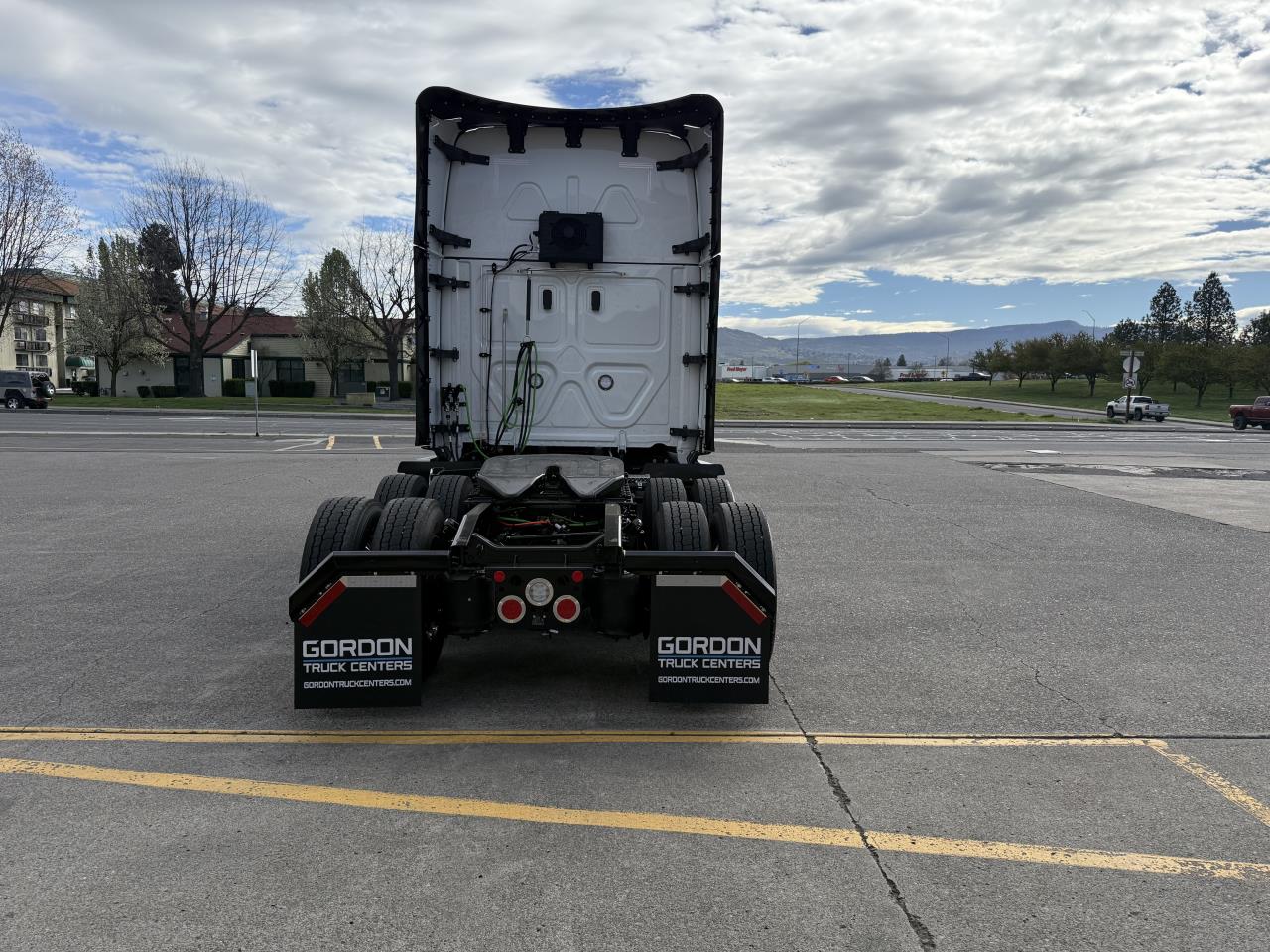 2027 Freightliner in Medford, OR — photo 5