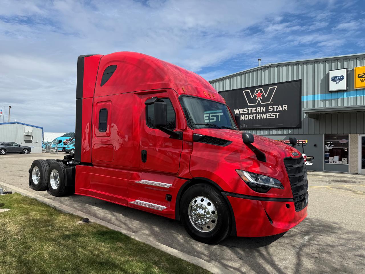 2027 Freightliner - image 5