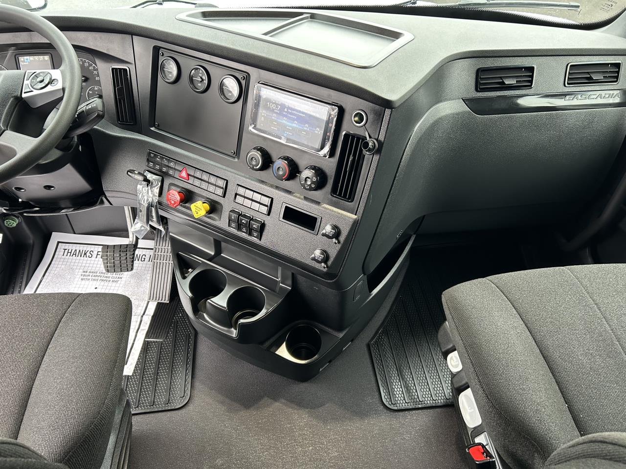 2027 Freightliner Cascadia - image 9