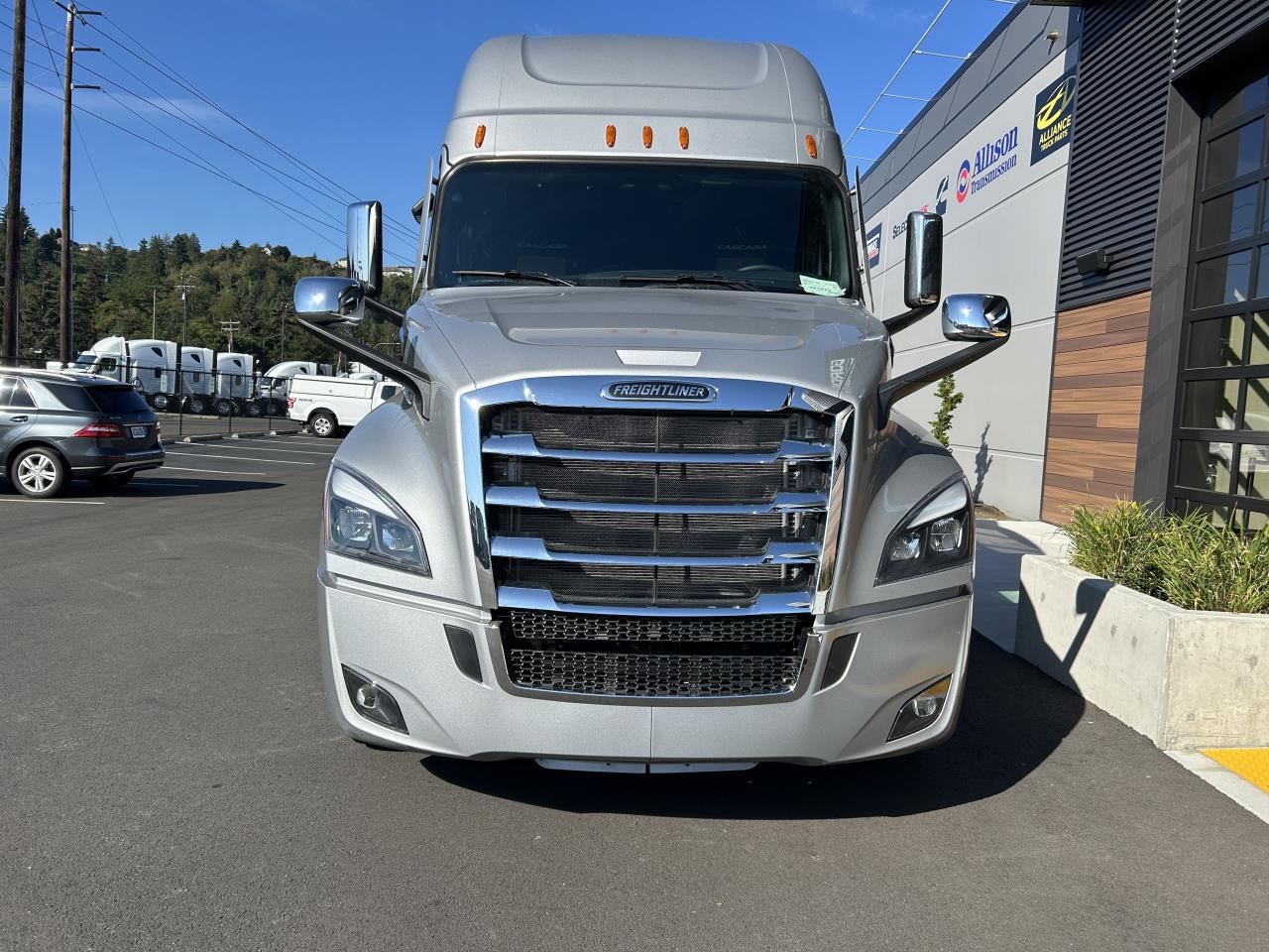 2027 Freightliner Cascadia in Pacific, WA — photo 2