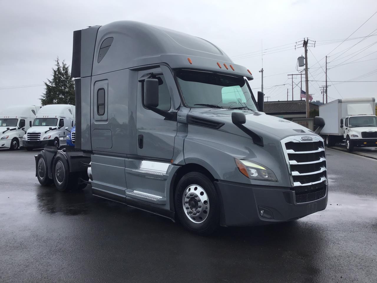 2024 Freightliner Cascadia - image 3