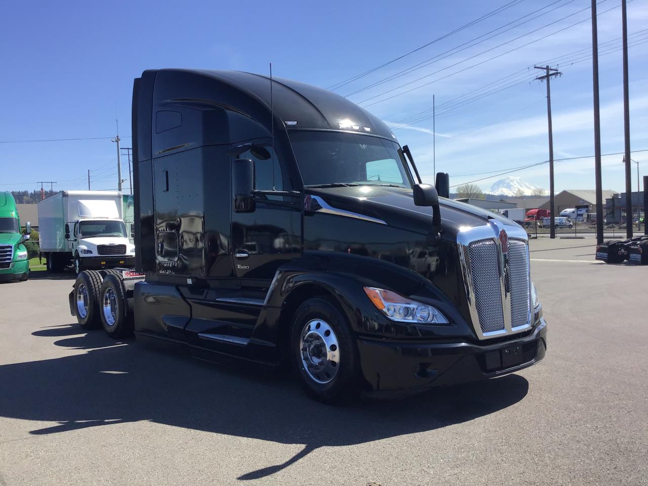 2023 Kenworth T680 in Pacific, WA — photo 3