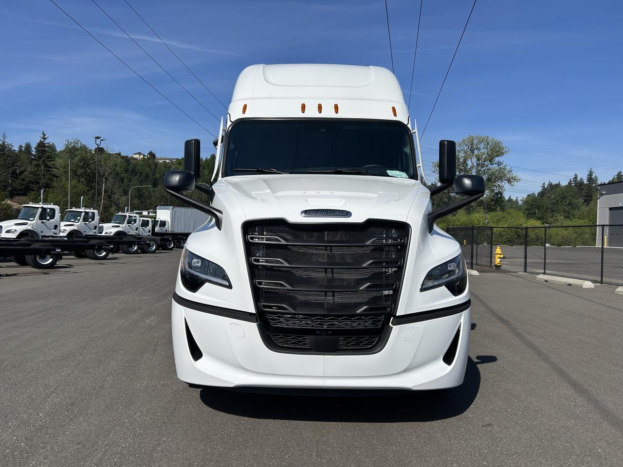 2027 Freightliner in Spokane, WA — photo 2