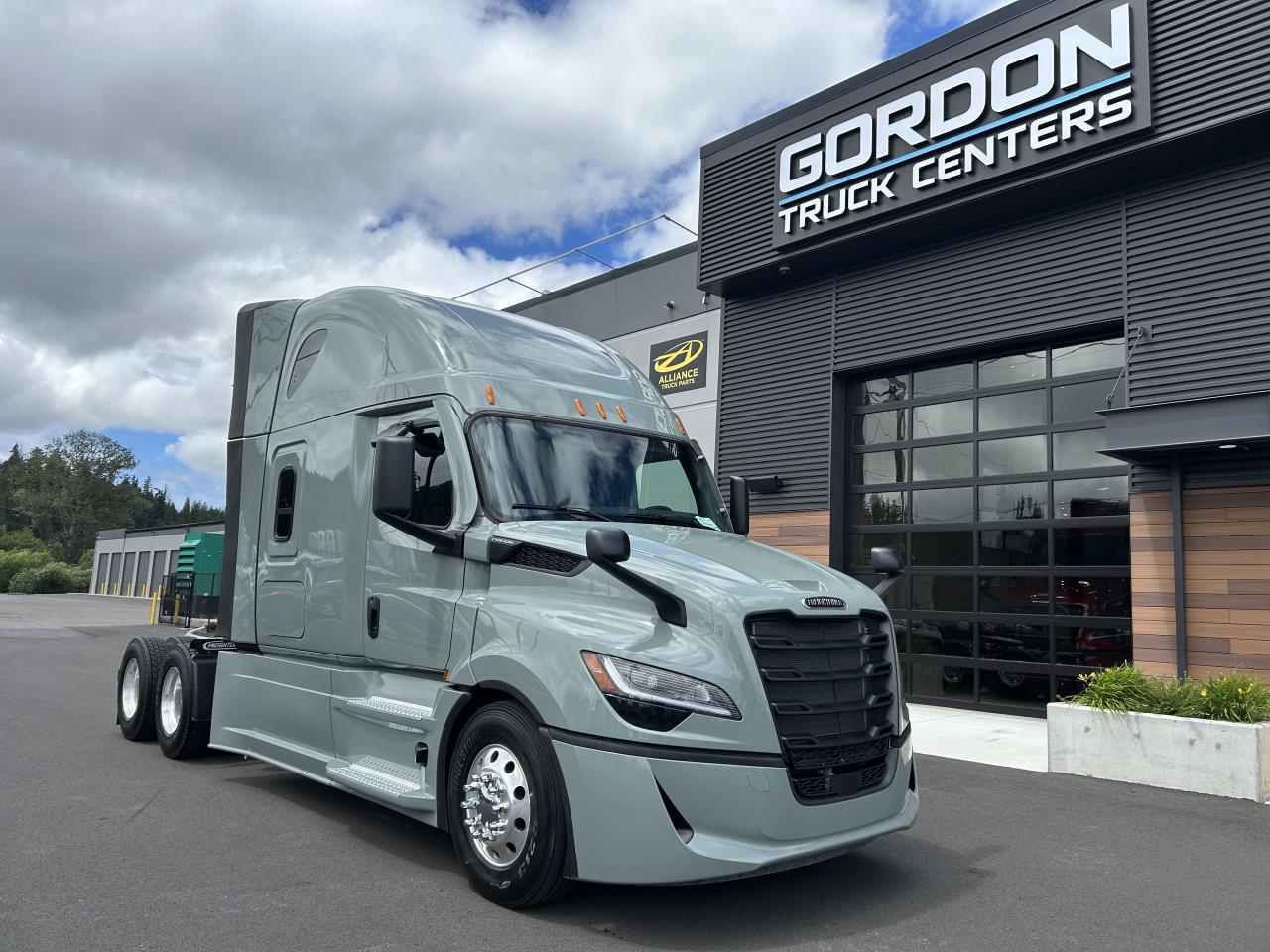 2027 Freightliner Cascadia in Pacific, WA