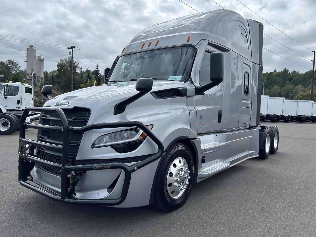 2027 Freightliner Cascadia in Pacific, WA — photo 3