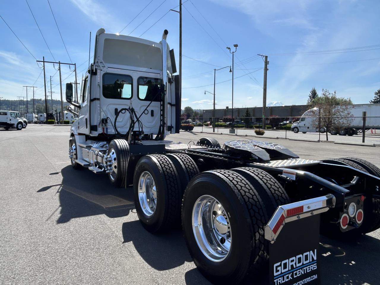 2027 Freightliner Cascadia in Spokane, WA — photo 4