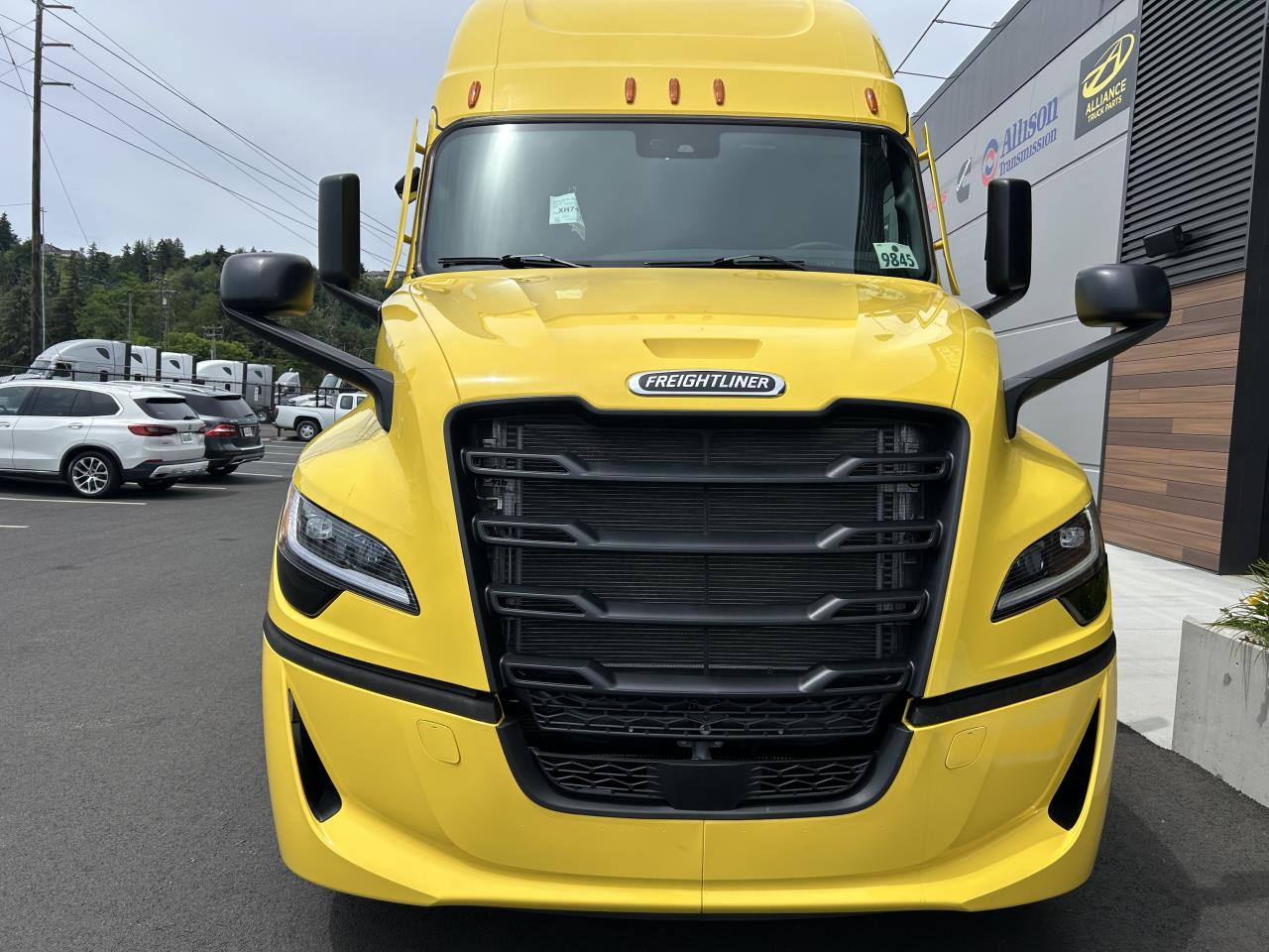 2027 Freightliner Cascadia in Pacific, WA — photo 2