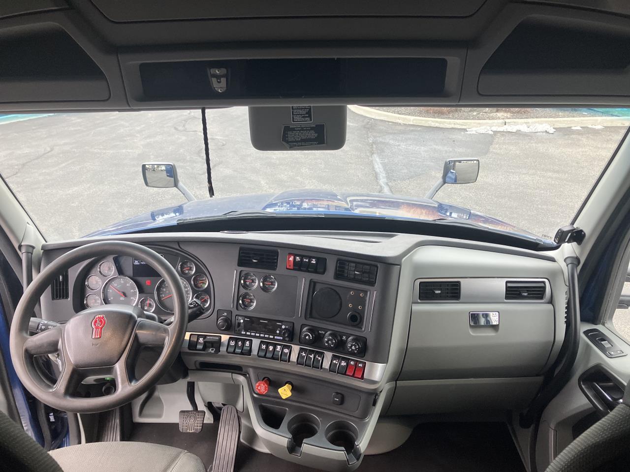 2021 Kenworth T680 - image 8