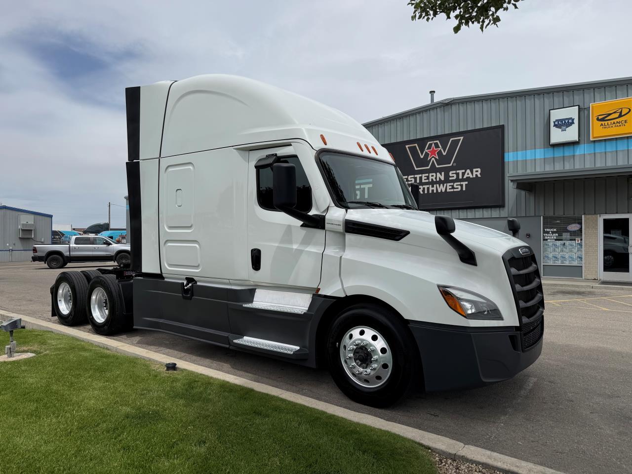 2024 Freightliner Cascadia in Nampa, ID — photo 6