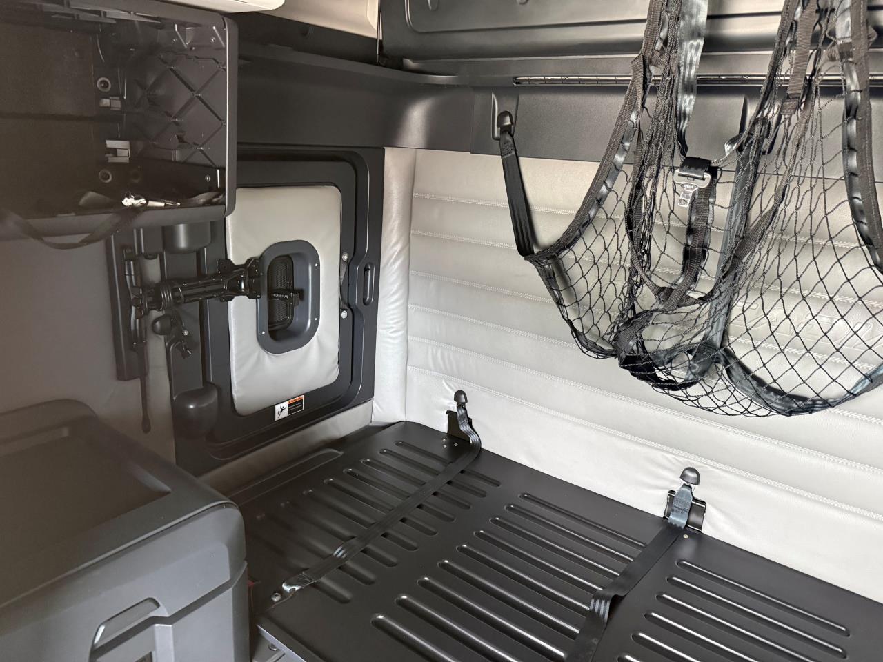 2022 Freightliner Cascadia in Nampa, ID — photo 8