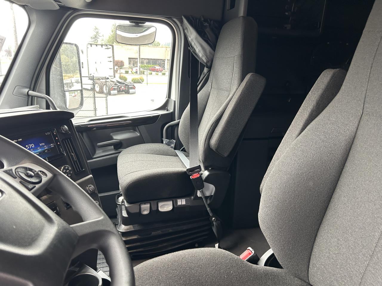 2027 Freightliner Cascadia in Spokane, WA — photo 7