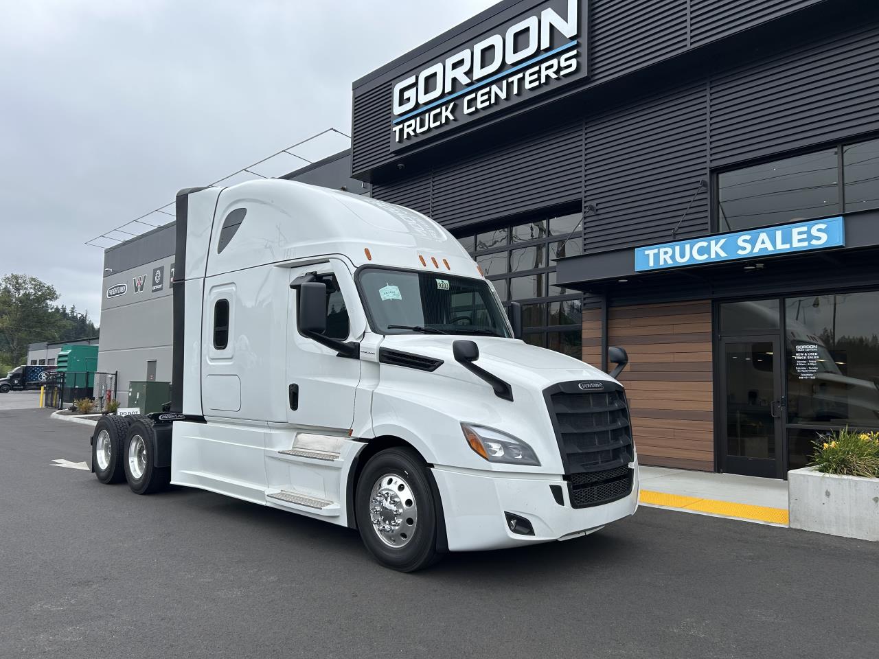 2027 Freightliner Cascadia