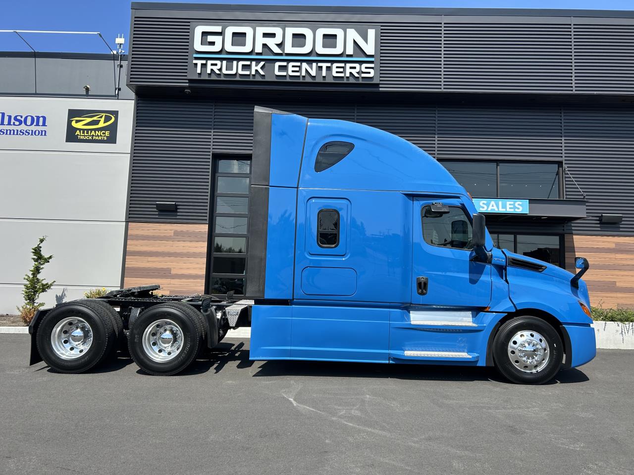 2027 Freightliner Cascadia in Pacific, WA — photo 6
