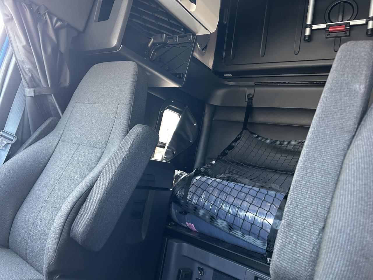 2027 Freightliner Cascadia in Pacific, WA — photo 8