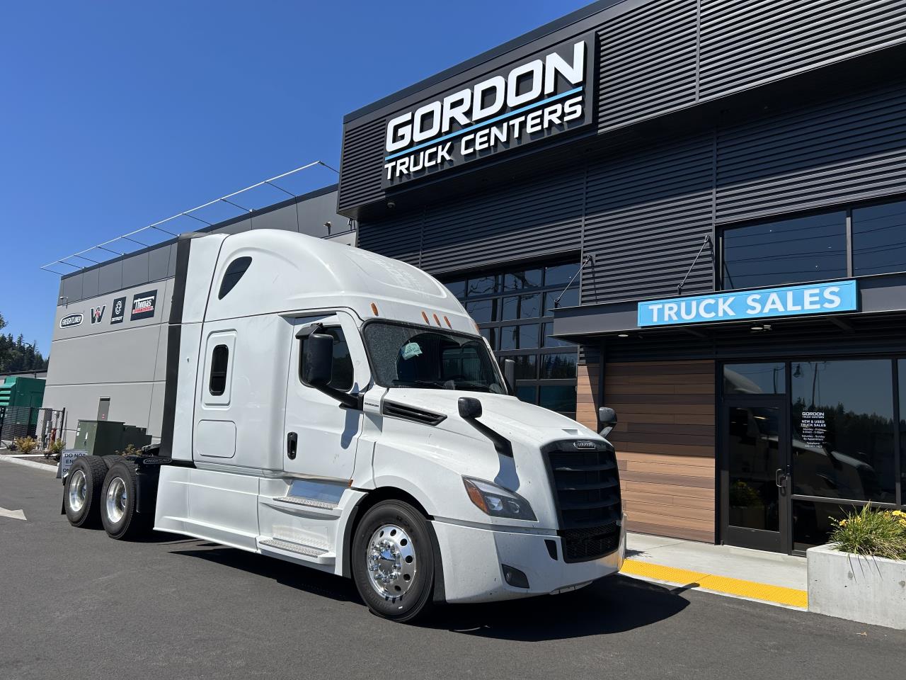 2027 Freightliner Cascadia in Pacific, WA