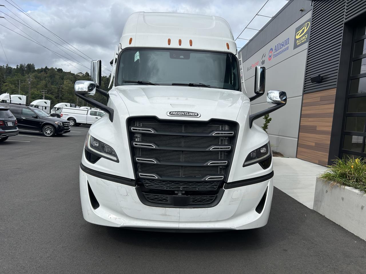 2027 Freightliner in Pacific, WA — photo 2