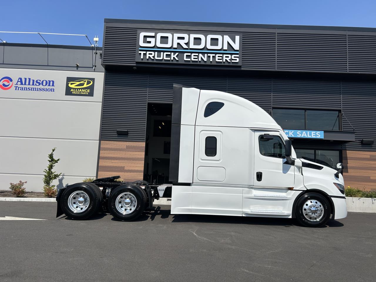 2027 Freightliner in Medford, OR — photo 6