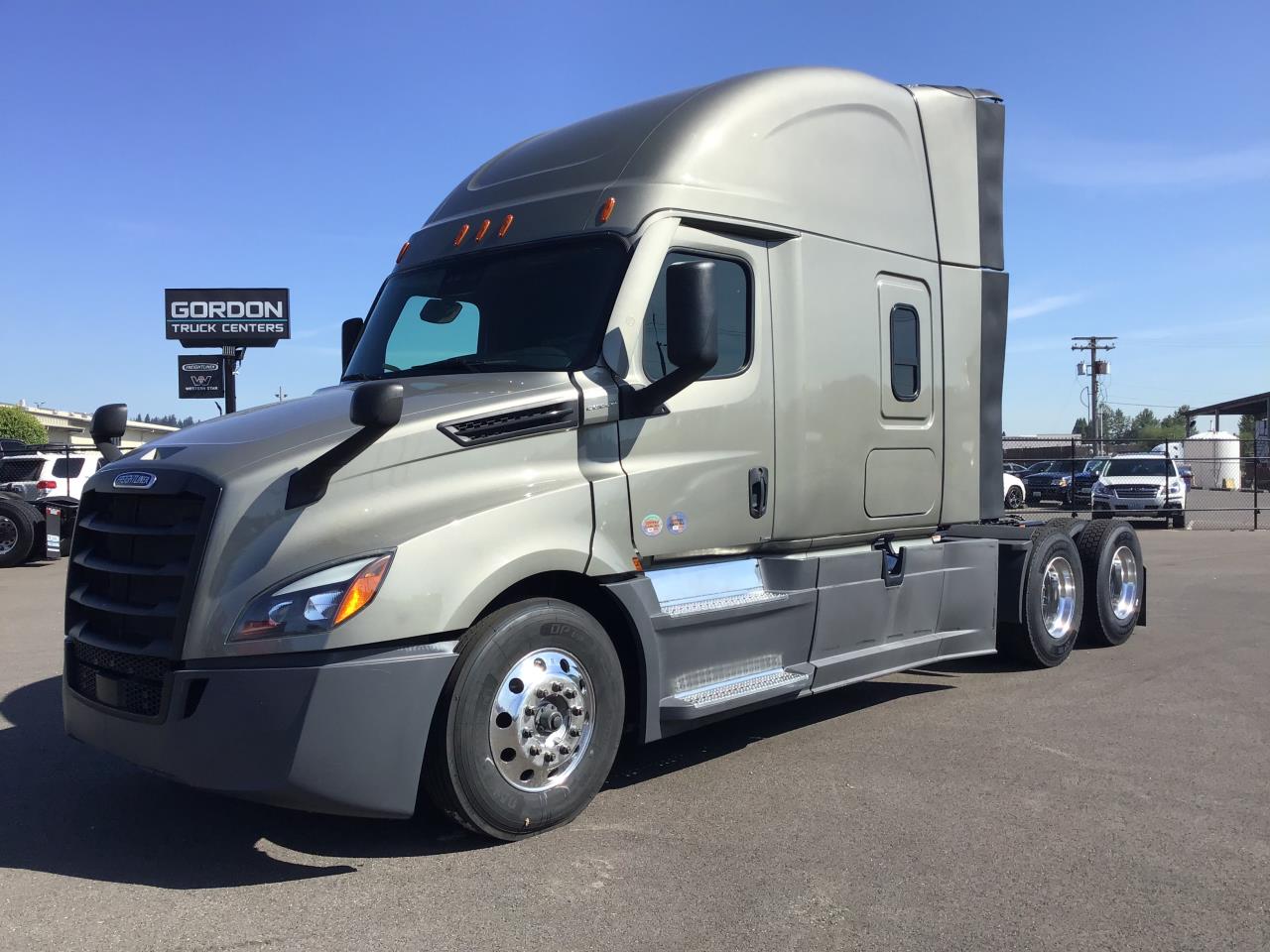 2025 Freightliner Cascadia in Pacific, WA