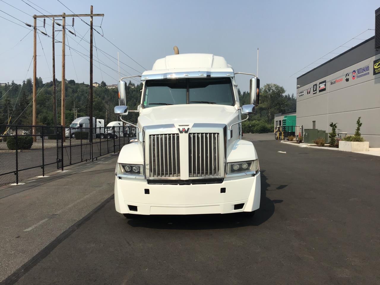 2020 Western Star 5700XE in Pacific, WA — photo 2