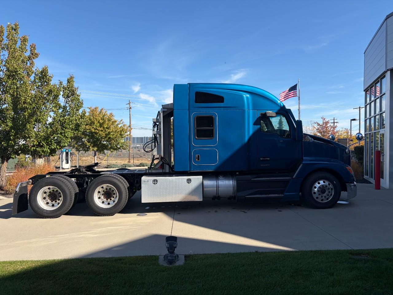 2023 Kenworth T680 in Spokane, WA — photo 5