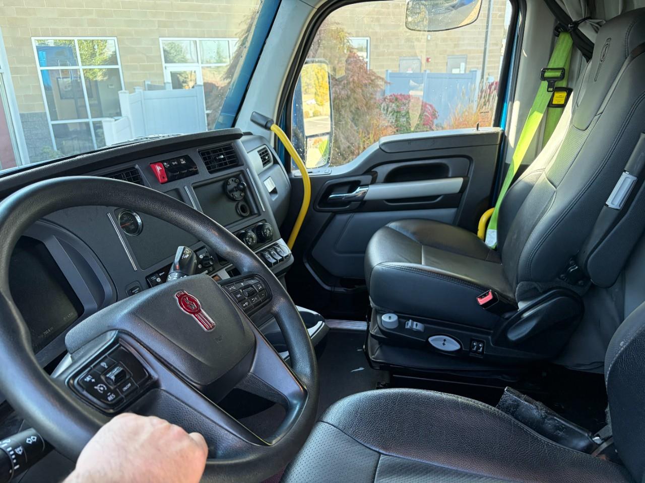 2023 Kenworth T680 in Spokane, WA — photo 8