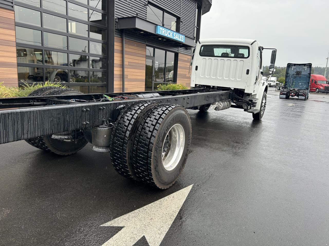 2027 Freightliner M2 106 in Pacific, WA — photo 5