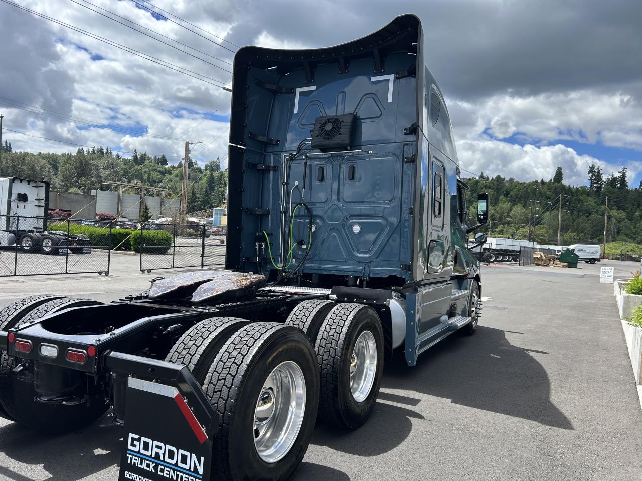 2027 Freightliner Cascadia in Nampa, ID — photo 5