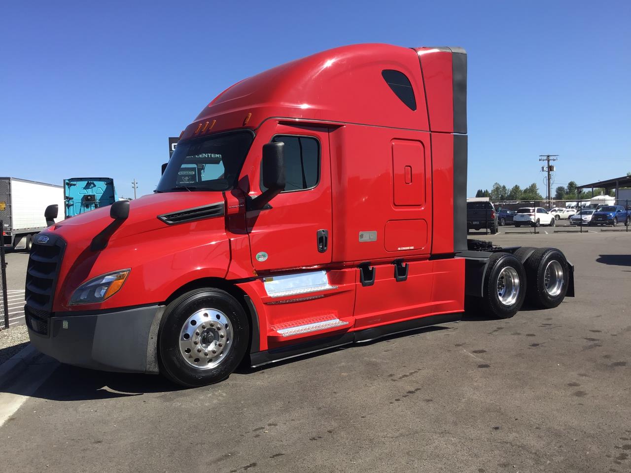 2022 Freightliner Cascadia in Pacific, WA