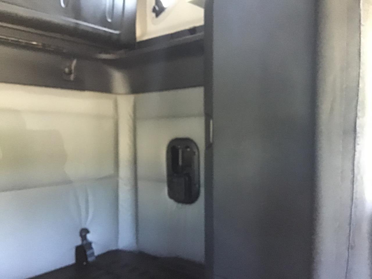 2022 Freightliner Cascadia in Pacific, WA — photo 8